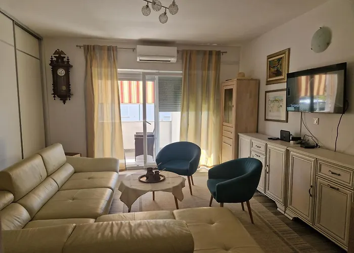S Dvije Terase