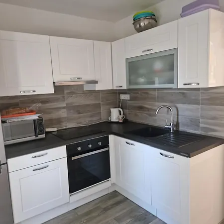 公寓 S Dvije Terase