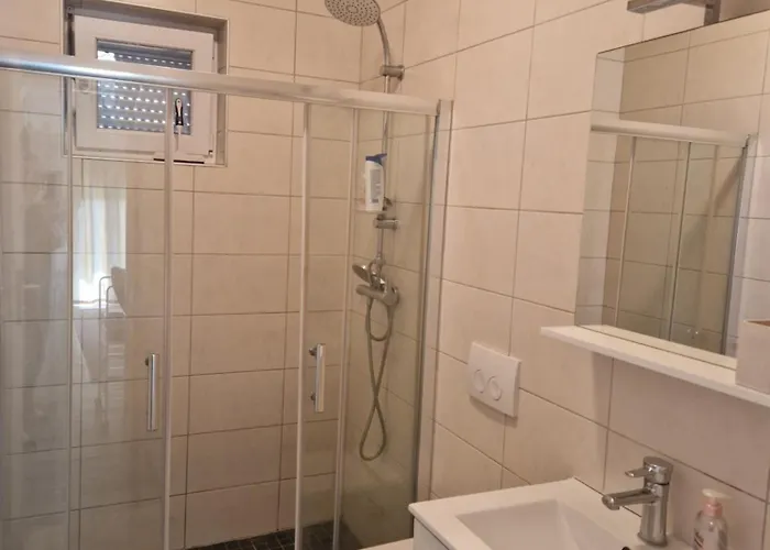 S Dvije Terase 普利拉卡